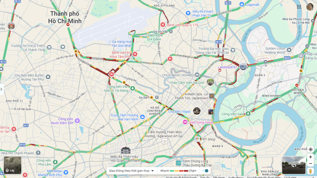 Downpours during rush hour causes severe flooding, traffic jams in Ho Chi Minh City - Ảnh 16.