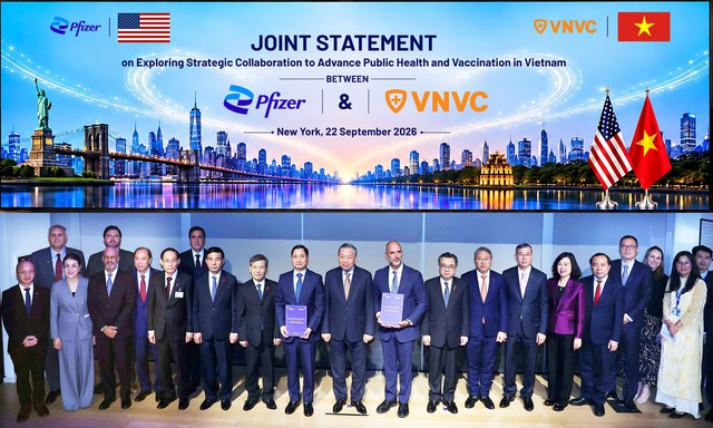 VNVC, Pfizer cooperate to strengthen Vietnam’s long-term healthcare capacity - Ảnh 1.