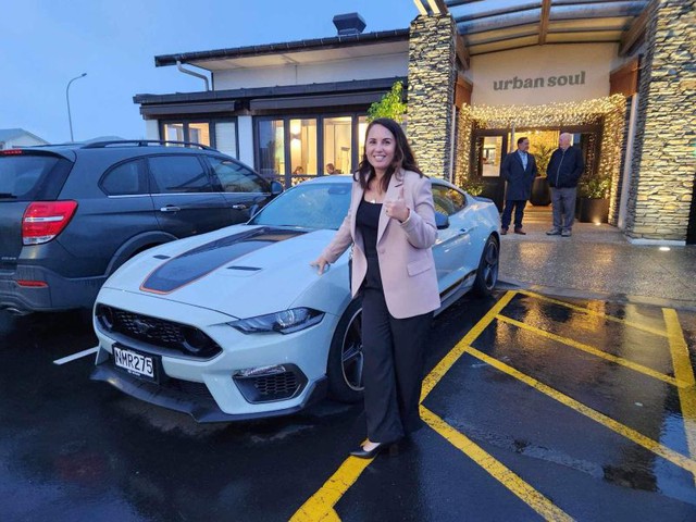 Ford Vietnam welcomes new CEO with Coca-Cola leadership background- Ảnh 2.