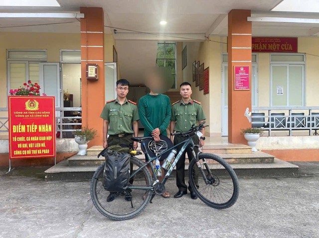 American tourist booked for entering Vietnam border area without permit- Ảnh 1.