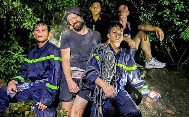 Authorities warn of rainy-season dangers at popular hiking spot in Vietnam’s Nha Trang - Ảnh 1.