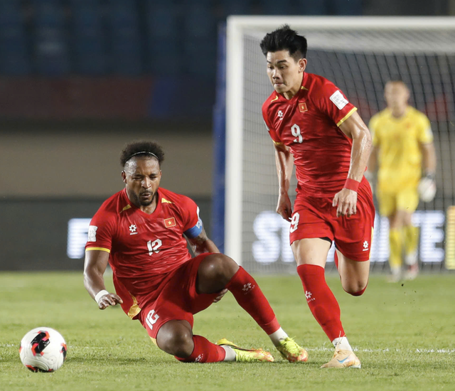 Hamstring injury could force Vietnam’s striker Nguyen Xuan Son out of FIFA ASEAN Cup 2026- Ảnh 1.