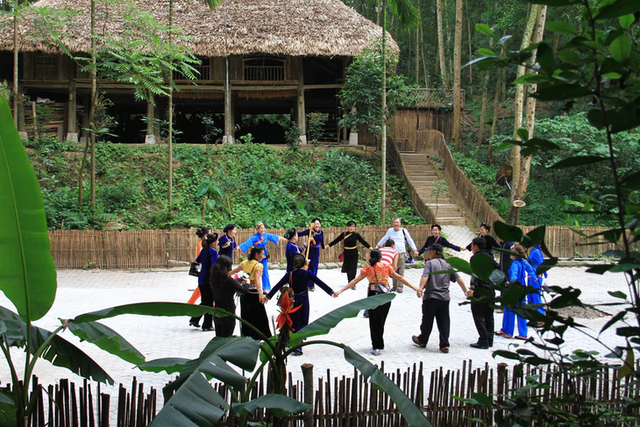 Beyond getaways: Travelers discover heart of local communities in Vietnam- Ảnh 7.