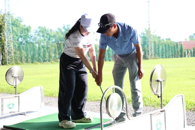 Ho Chi Minh City hosts over 200 MICE groups in four years as business tourism expands - Ảnh 1.
