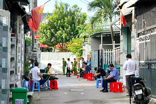 3 family members killed in southern Vietnam knife attack, 21-year-old suspect arrested- Ảnh 1.