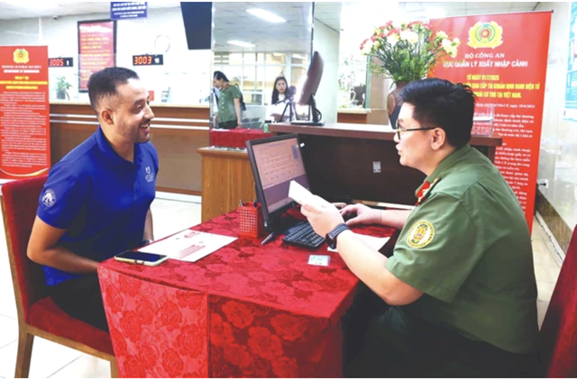 Electronic identification accounts available to foreigners in Vietnam- Ảnh 3.