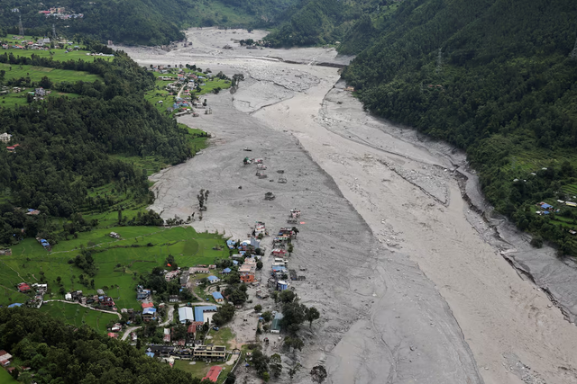 Nepal flood losses estimated at $2.56 billion, official says- Ảnh 2.