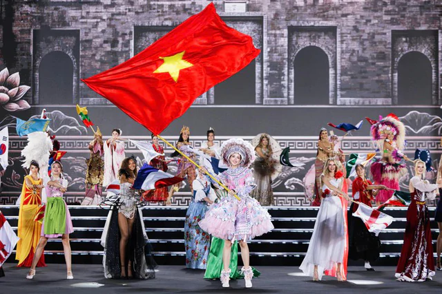Dominican Republic beauty crowned Miss World 2026 in historic Vietnam finale - Ảnh 4.
