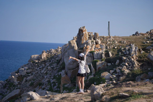 Vietnam's 'deadly rock' in Khanh Hoa is actually a photo illusion - Ảnh 7.