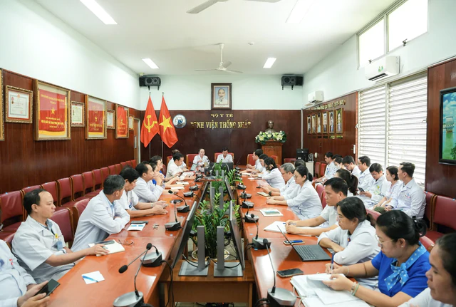 Another hospital successfully performs liver transplant in southern Vietnam - Ảnh 1.