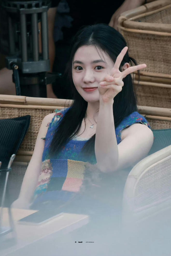 4 mỹ nhân Hoa ngữ mang 'vibe' mối tình đầu, ai nổi trội nhất?- Ảnh 20.