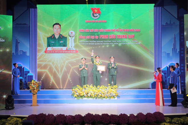 Khoảnh khắc đáng nhớ của 14 Công dân trẻ tiêu biểu TP.HCM- Ảnh 14.