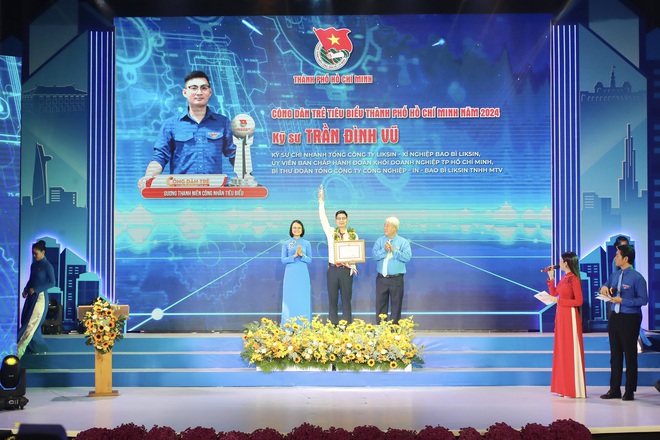 Khoảnh khắc đáng nhớ của 14 Công dân trẻ tiêu biểu TP.HCM- Ảnh 11.