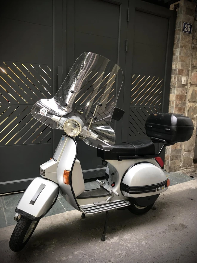 Vespa - Ảnh 1.