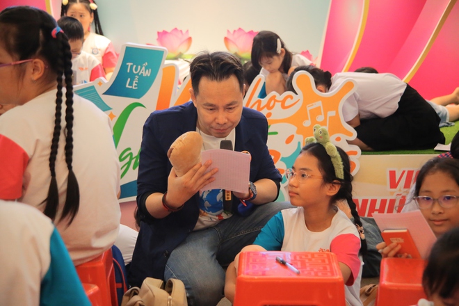 Các bạn CLB Ngòi bút nhỏ xinh sáng tạo cùng chủ đề “Bay vào tương lai”- Ảnh 7.