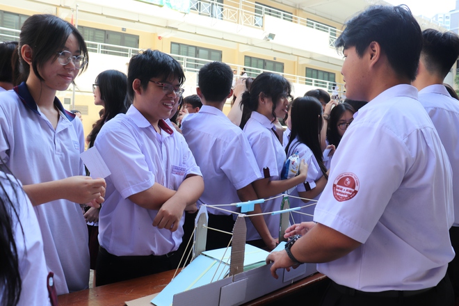 Có gì trong 'Giờ ra chơi khoa học' của Trường Trung học Thực hành Đại học Sư phạm? - Ảnh 7.