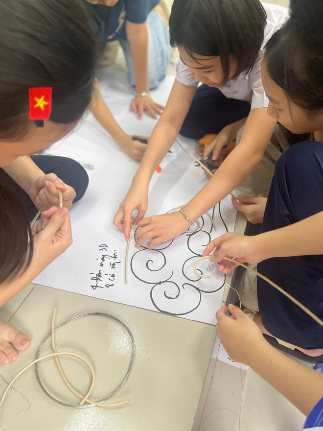 Teen THCS Phước Thắng gây sốt với báo tường con thuyền mừng 20-11- Ảnh 17. Teen THCS Phước Thắng gây sốt với báo tường con thuyền mừng 20-11- Ảnh 17.