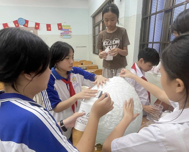 Teen THCS Phước Thắng gây sốt với báo tường con thuyền mừng 20-11- Ảnh 16. Teen THCS Phước Thắng gây sốt với báo tường con thuyền mừng 20-11- Ảnh 16.