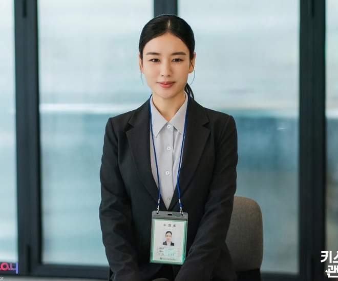 Khám phá tủ đồ thanh lịch của nữ chính Dynamite Kiss - Ảnh 8.