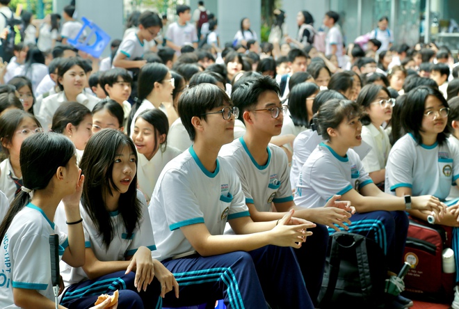 Teen Trường TH -THCS - THPT Nam Sài Gòn say mê giai điệu đờn ca tài tử- Ảnh 3. Teen Trường TH -THCS - THPT Nam Sài Gòn say mê giai điệu đờn ca tài tử- Ảnh 3.