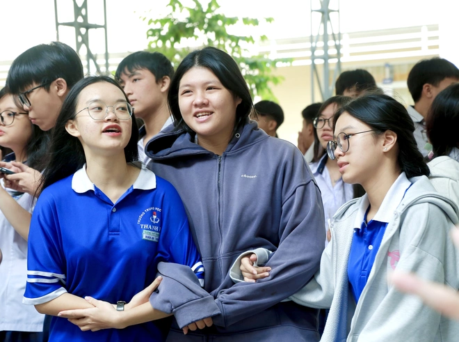 Rộn ràng giờ ra chơi đầy âm nhạc của teen Trường THPT Thanh Đa - Ảnh 11. Rộn ràng giờ ra chơi đầy âm nhạc của teen Trường THPT Thanh Đa - Ảnh 11.