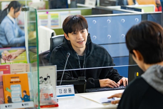 Lee Jun Ho đóng vai siêu anh hùng trong phim mới - Ảnh 3.