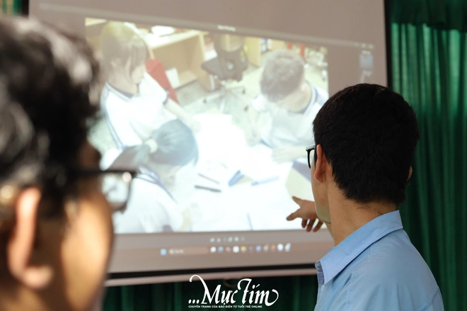 Học trò Trưng Vương mang 'lăng kính hy vọng’ đến Trường Chuyên biệt Hy Vọng- Ảnh 12. Học trò Trưng Vương mang 'lăng kính hy vọng’ đến Trường Chuyên biệt Hy Vọng- Ảnh 12.