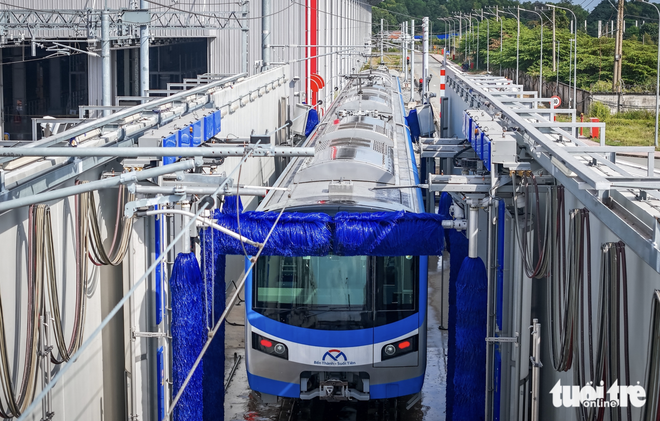 A look back at 1-year operation: How first metro line became part of Ho Chi Minh City life
- Ảnh 20.