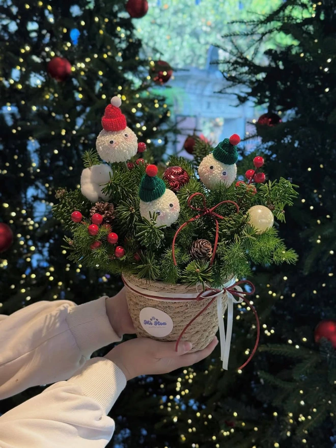 Tổng hợp trend cây thông Giáng sinh độc lạ gây sốt năm 2025 - Ảnh 10.