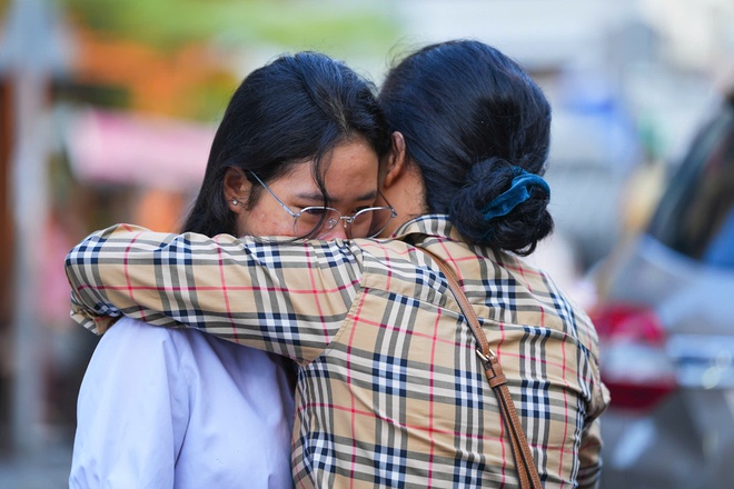 Chuyên trang Mực Tím, báo Tuổi Trẻ lọt top 10 'Khoảnh khắc báo chí' năm 2025  - Ảnh 5.