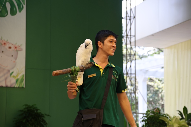 Thảo cầm viên họp mặt fan Mika và những idol Zoobiz- Ảnh 14. Thảo cầm viên họp mặt fan Mika và những idol Zoobiz- Ảnh 14.