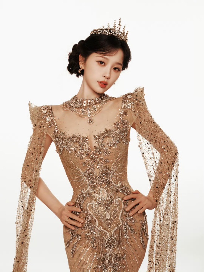 Ngu Thư Hân xinh như công chúa bên cạnh Lâm Nhất- Ảnh 4.