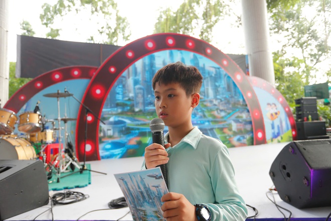 Thỏa sức sáng tạo với cuộc thi vẽ tranh bằng AI tại Lễ hội Thiếu nhi TP.HCM Kids Fest 2025- Ảnh 3.