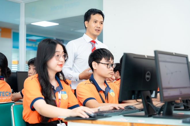 Điểm sàn của Trường đại học Công nghệ TP.HCM (HUTECH) từ 15 điểm- Ảnh 5.