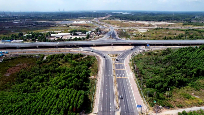 Status quo of transportation projects connecting Long Thanh Airport in southern Vietnam - Ảnh 5.