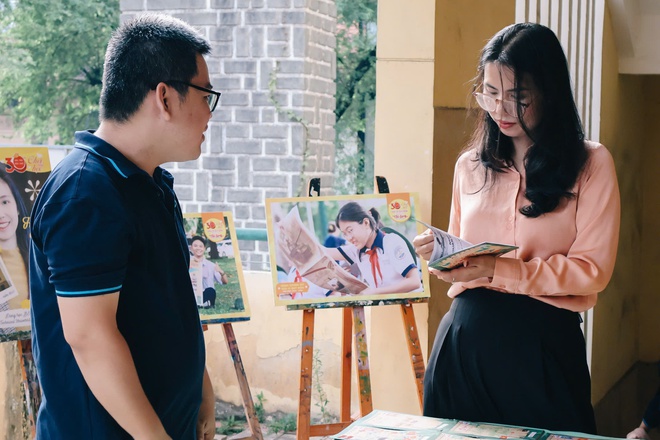 Lễ phát thưởng Giải Lê Quý Đôn: những khoảnh khắc đẹp tại triển lãm - Ảnh 6.