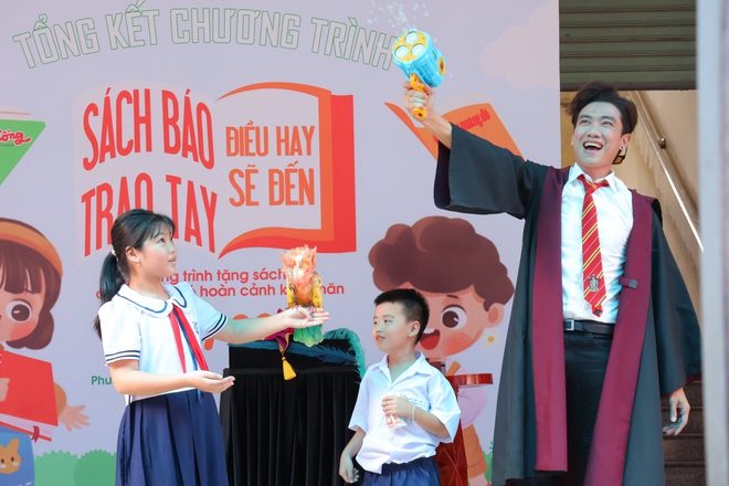 Tổng kết chương trình Sách báo trao tay - Điều hay sẽ đến: Tạm biệt mùa hè nhiều niềm vui!- Ảnh 17.