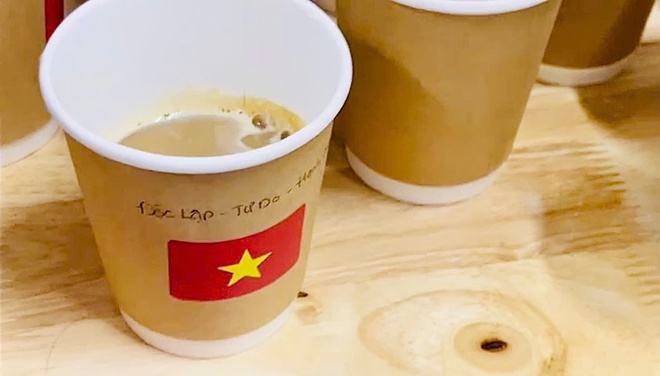 Đưa tinh thần yêu nước vào lớp học dịp lễ Quốc khánh 2-9 - Ảnh 4.