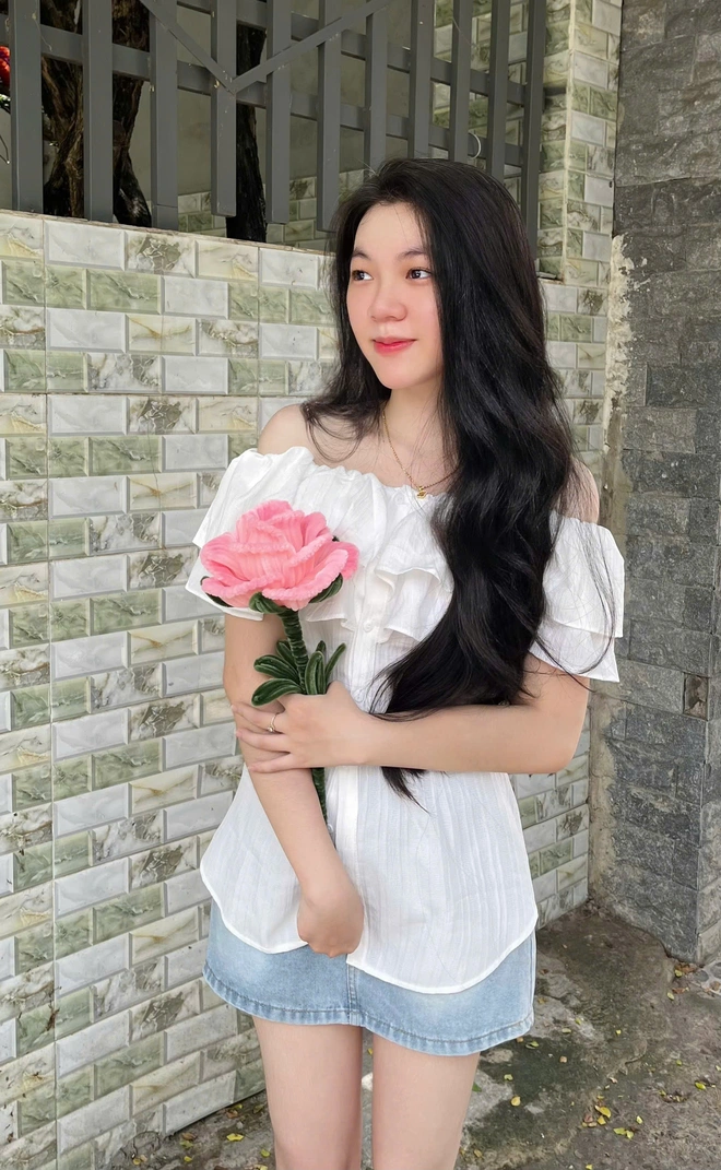 Gen Z kiếm thu nhập ‘khủng’ mùa Trung thu từ lồng đèn kẽm nhung- Ảnh 4.