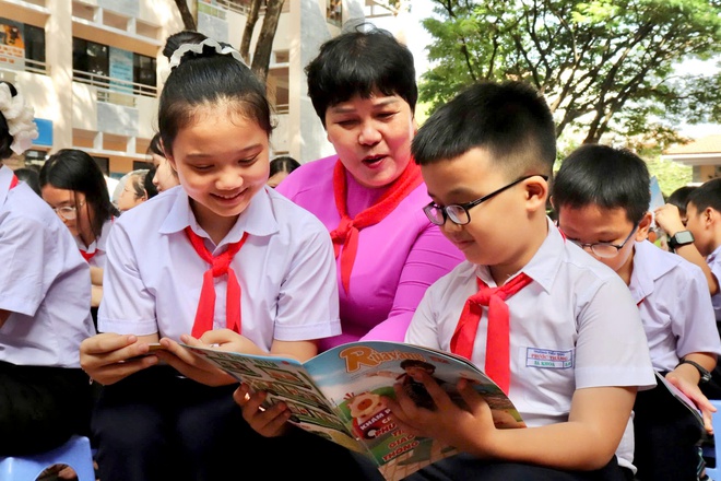 Cùng học trò Trường THCS Phước Thắng lan tỏa niềm vui 'Đọc và làm theo báo Đội' - Ảnh 8.