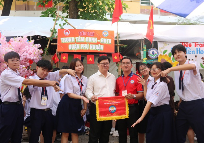 Nhiều hoạt động hấp dẫn, lan tỏa niềm tự hào học sinh Thành phố Hội trại truyền thống 9-1  - Ảnh 15.