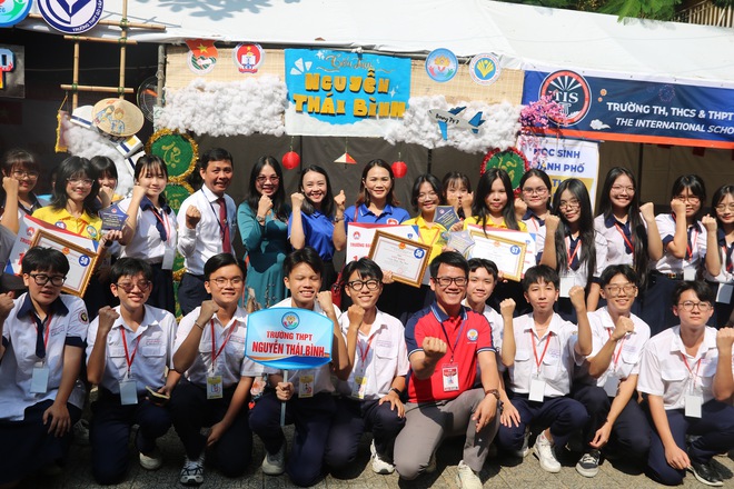 Nhiều hoạt động hấp dẫn, lan tỏa niềm tự hào học sinh Thành phố Hội trại truyền thống 9-1  - Ảnh 14.