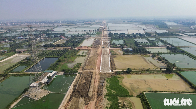Work accelerates on Hanoi’s 41km southern axis road  - Ảnh 7.
