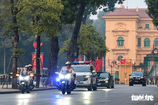 Vietnam rehearses security, transport plans ahead of Party congress - Ảnh 7.