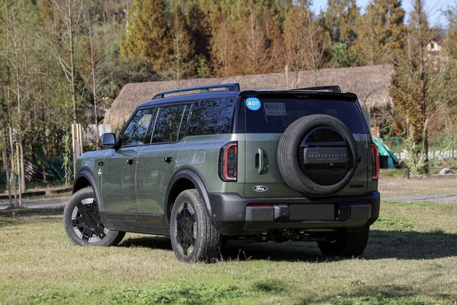 Ford Bronco expected to make debut in Vietnam  - Ảnh 5.