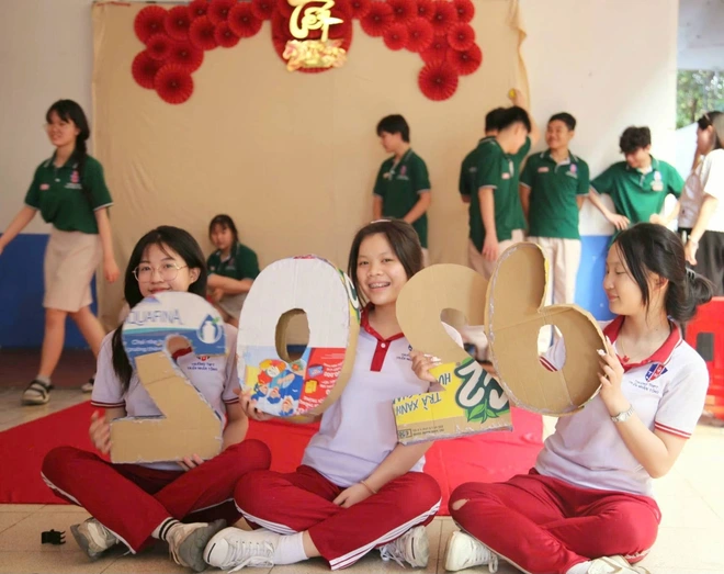 Nhiều trường học rộn ràng khoác áo xuân đón Tết Bính Ngọ 2026- Ảnh 3. Nhiều trường học rộn ràng khoác áo xuân đón Tết Bính Ngọ 2026- Ảnh 3.