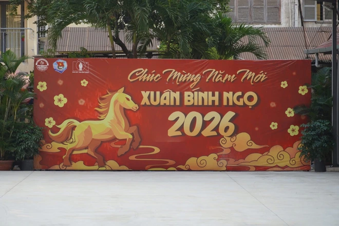 Nhiều trường học rộn ràng khoác áo xuân đón Tết Bính Ngọ 2026- Ảnh 11. Nhiều trường học rộn ràng khoác áo xuân đón Tết Bính Ngọ 2026- Ảnh 11.