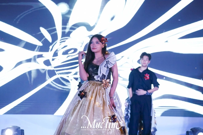 Học sinh Trường THPT Bình Phú cùng nhau ‘Chạm khắc thanh xuân’- Ảnh 11.