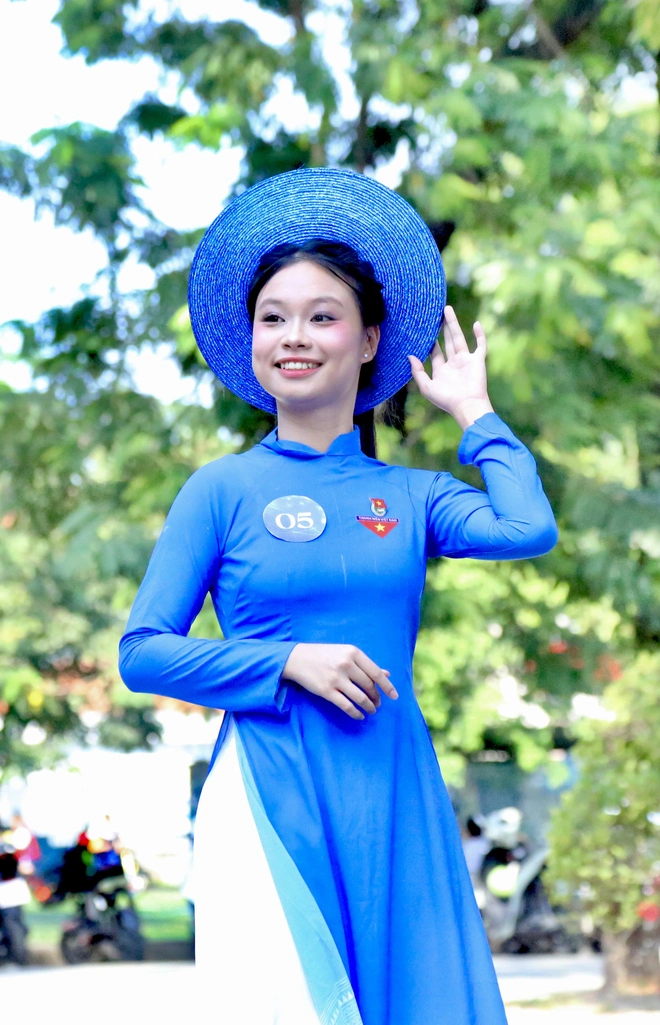 Học trò Trường THPT Trường Chinh lan toả sức trẻ trong Ngày hội Đoàn viên- Ảnh 12. Học trò Trường THPT Trường Chinh lan toả sức trẻ trong Ngày hội Đoàn viên- Ảnh 12.