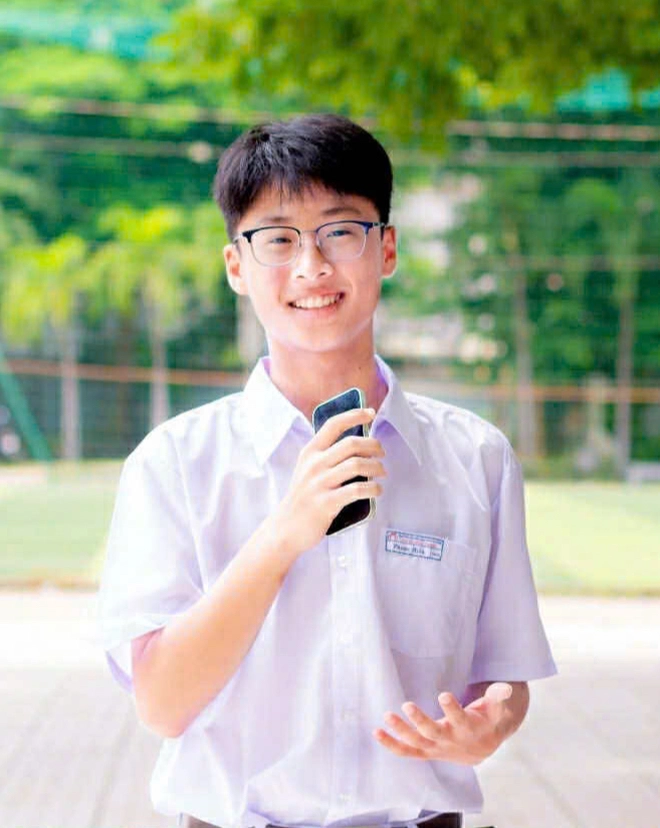 Ba người bạn thân Trường THPT Phan Châu Trinh cùng tỏa sáng tại kỳ thi Olympic 30-4- Ảnh 2.